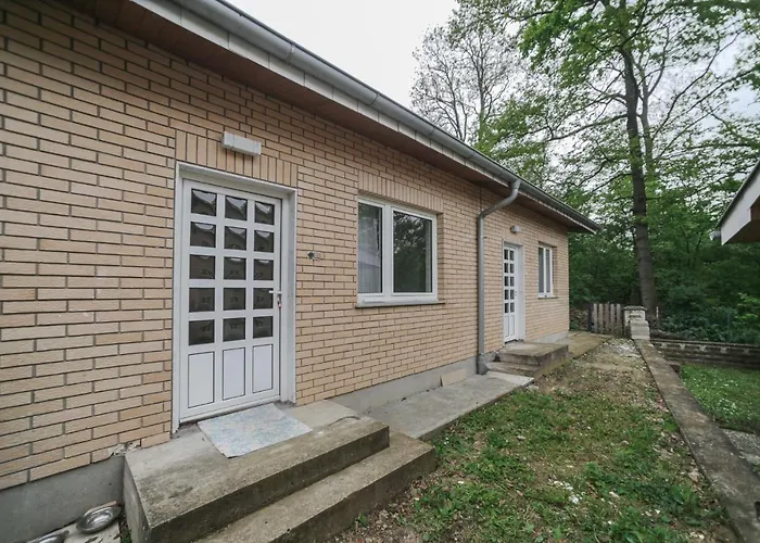 Daire Cvrkut Ptica - Mladenovac (Belgrade)